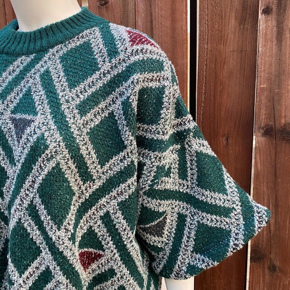 METROPOLITAN I Vintage Woven Flared Sleeve Sweater - Picture 5 of 8